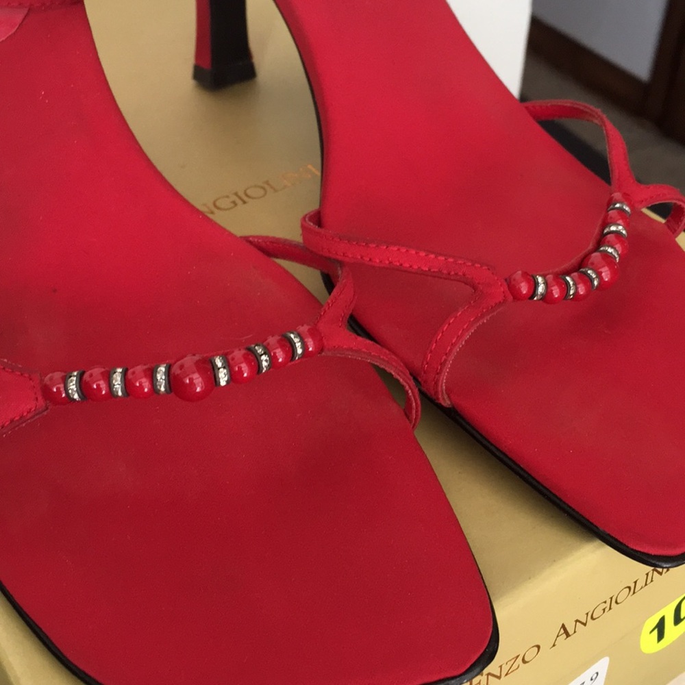 Sandals - Picture 3 of 6